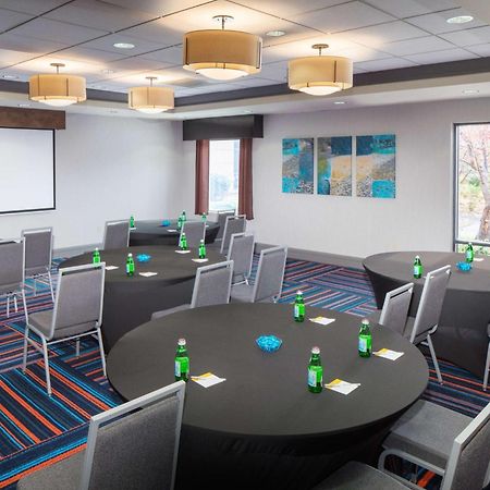 Hampton Inn By Hilton Garden City Long Island Ngoại thất bức ảnh