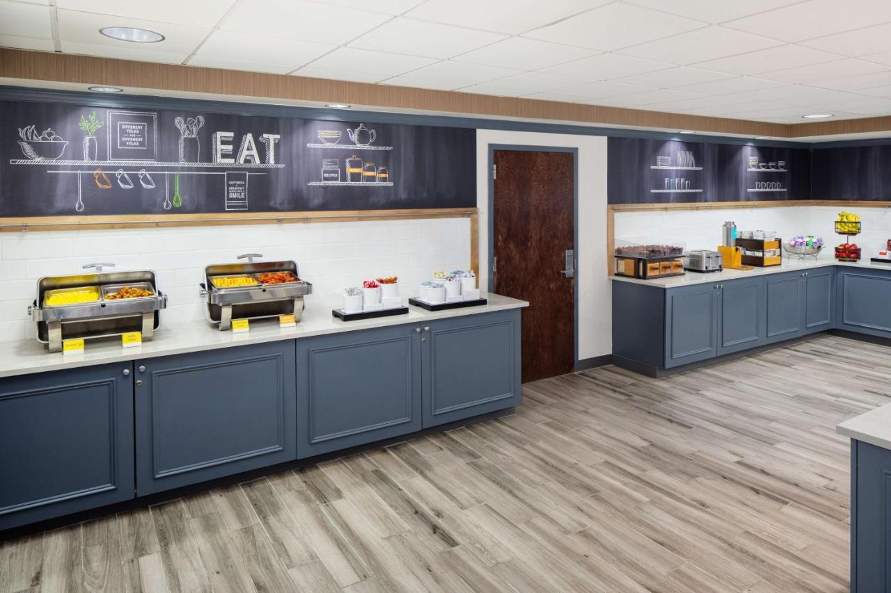 Hampton Inn By Hilton Garden City Long Island Ngoại thất bức ảnh